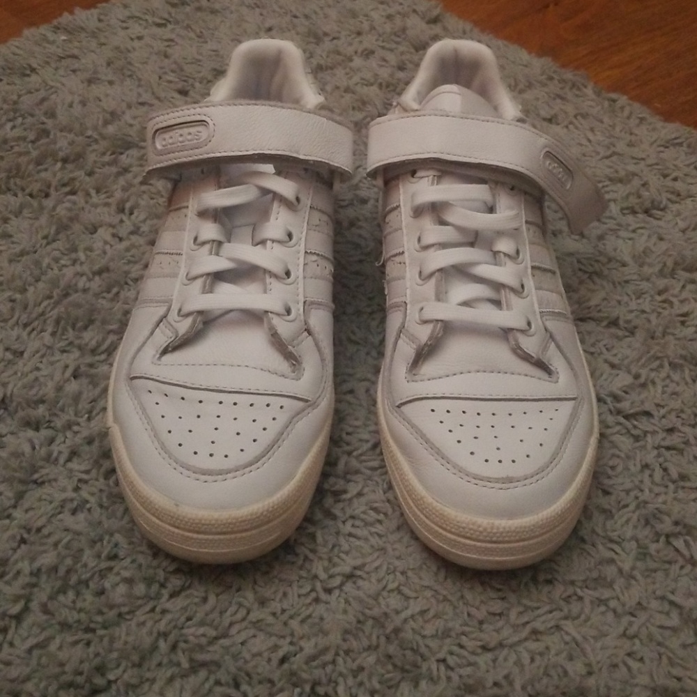 Adidas Forum Low Shoes